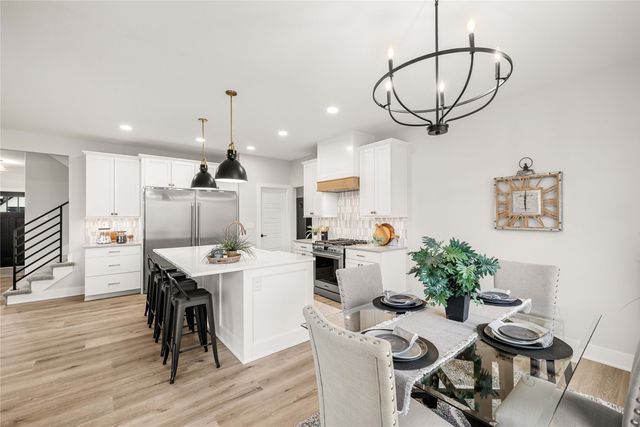 1252 S Radley Street, West Des Moines, IA 50266