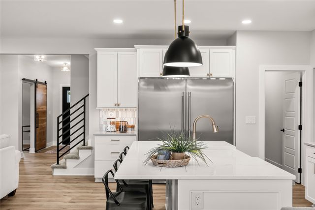 1252 S Radley Street, West Des Moines, IA 50266