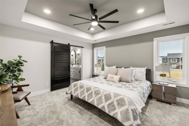 1252 S Radley Street, West Des Moines, IA 50266