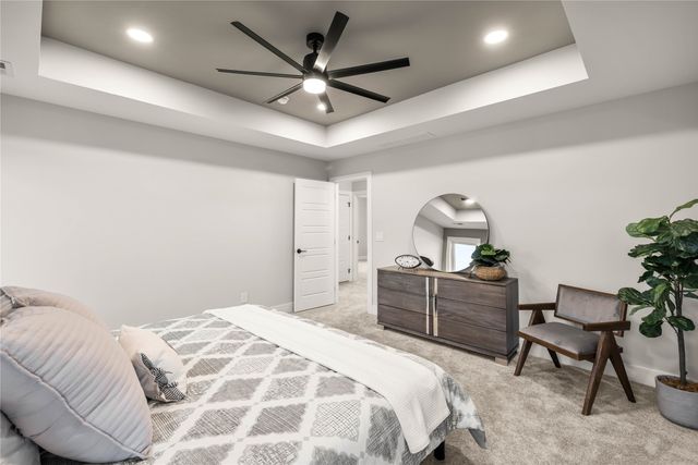 1252 S Radley Street, West Des Moines, IA 50266