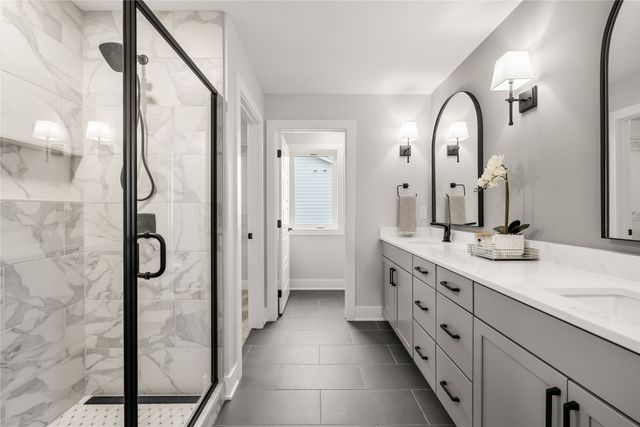 1252 S Radley Street, West Des Moines, IA 50266