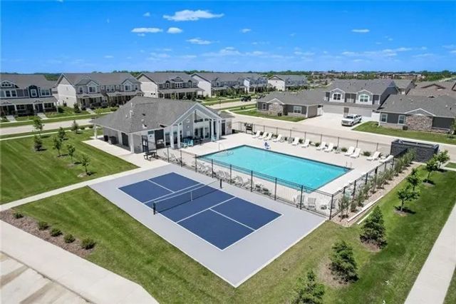 1252 S Radley Street, West Des Moines, IA 50266