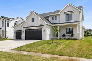 1252 S Radley Street, West Des Moines, IA 50266