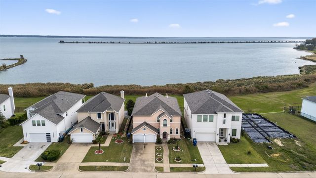 5218 Lake Terrace Court, Garland, TX 75043