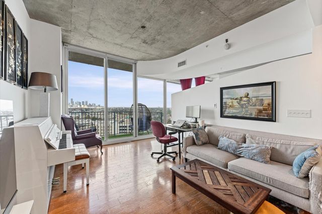 5925 Almeda Road 11315, Houston, TX 77004