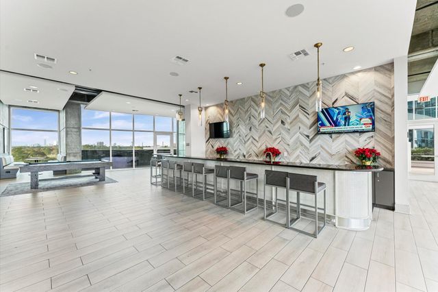 5925 Almeda Road 11315, Houston, TX 77004