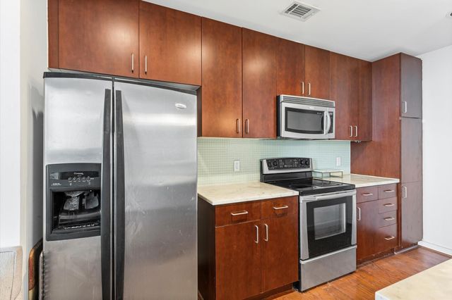 5925 Almeda Road 11315, Houston, TX 77004