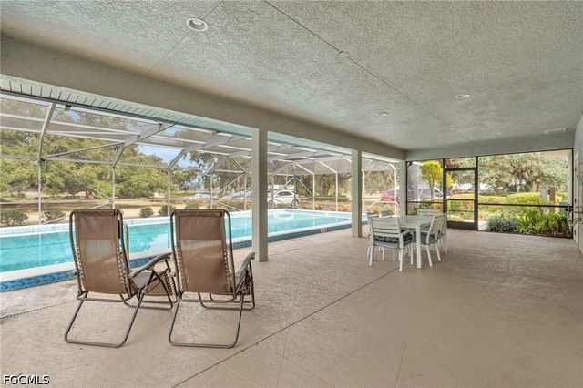 1210 Riverbend DR, Labelle, FL 33935