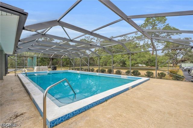 1210 Riverbend DR, Labelle, FL 33935