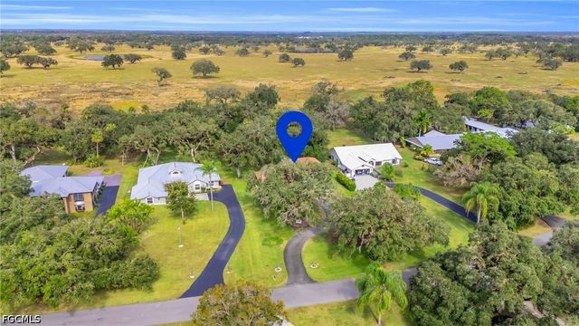 1210 Riverbend DR, Labelle, FL 33935