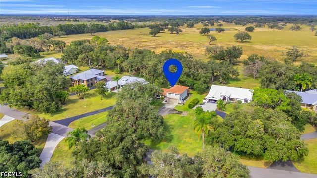 1210 Riverbend DR, Labelle, FL 33935