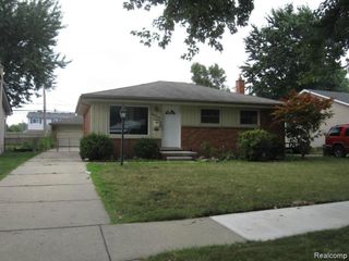 24705 ETON Avenue, Dearborn Heights, MI 48125
