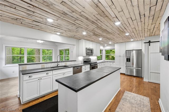 5199 W Ash Road, Independence, OH 44131