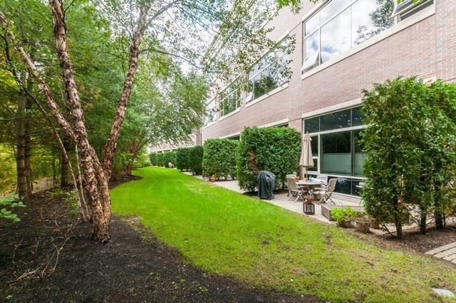 290 Pleasant St 208, Watertown, MA 02472