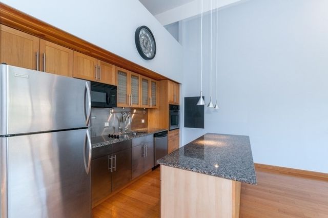 290 Pleasant St 208, Watertown, MA 02472