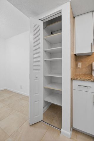 10 Willowbrook Lane 207, Delray Beach, FL 33446