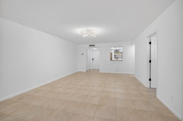 10 Willowbrook Lane 207, Delray Beach, FL 33446