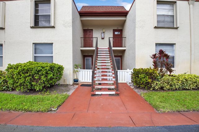 10 Willowbrook Lane 207, Delray Beach, FL 33446