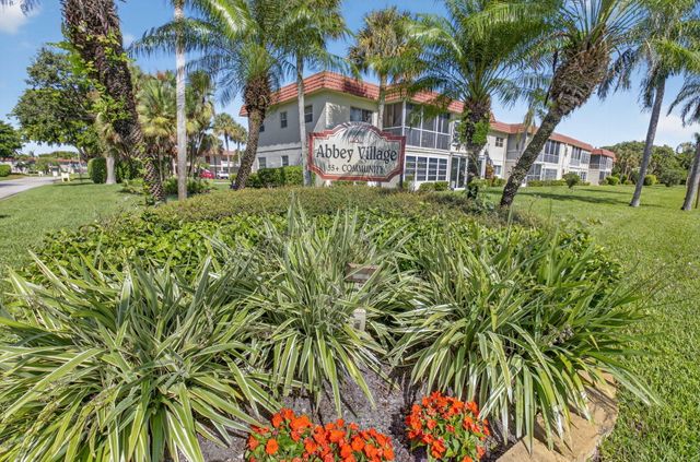 10 Willowbrook Lane 207, Delray Beach, FL 33446