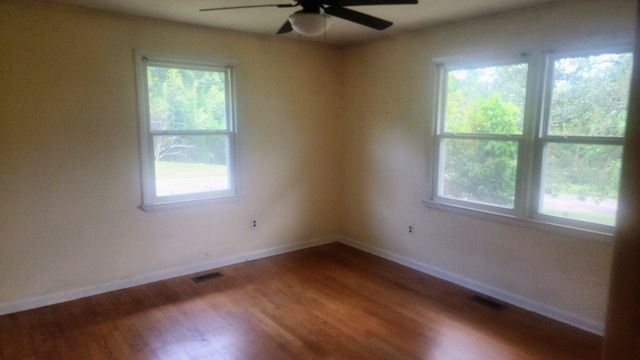7612 MOORES RD, Brandywine, MD 20613