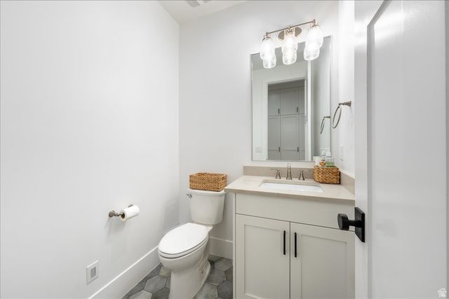 2274 E FIELDSTONE CIR, St. George, UT 84790