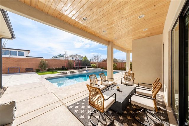 2274 E FIELDSTONE CIR, St. George, UT 84790