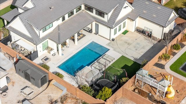 2274 E FIELDSTONE CIR, St. George, UT 84790