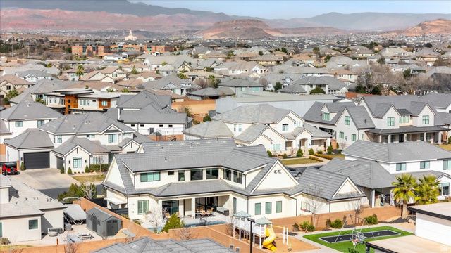 2274 E FIELDSTONE CIR, St. George, UT 84790