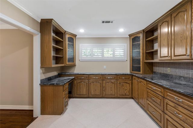 6603 Kury Lane, Houston, TX 77008