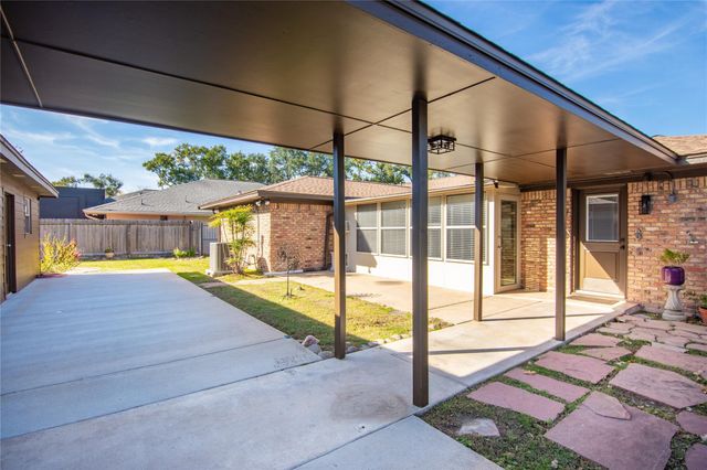 6603 Kury Lane, Houston, TX 77008