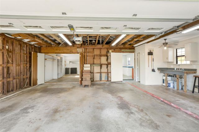 6603 Kury Lane, Houston, TX 77008