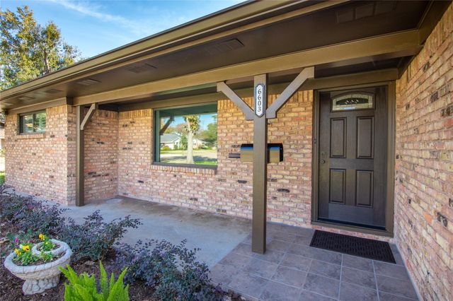 6603 Kury Lane, Houston, TX 77008