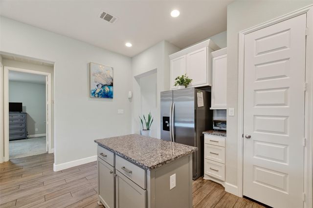 15834 Bird Of Paradise Drive, Conroe, TX 77302