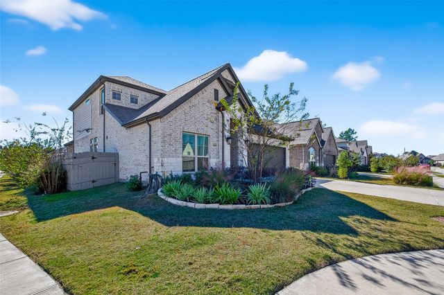15834 Bird Of Paradise Drive, Conroe, TX 77302
