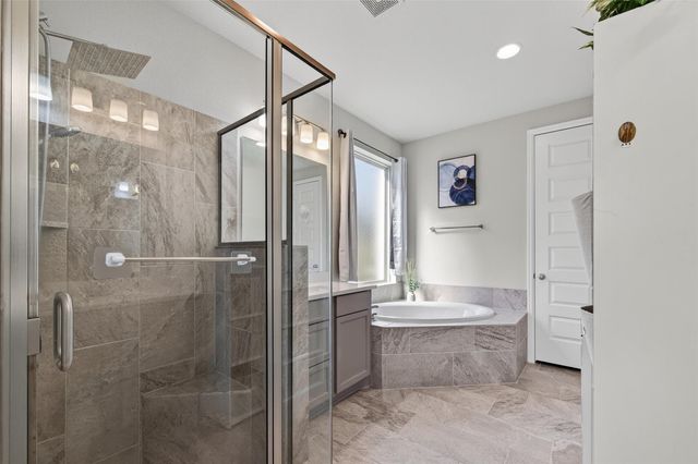 15834 Bird Of Paradise Drive, Conroe, TX 77302