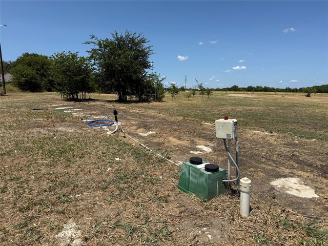 101 CR 4709, Leonard, TX 75452