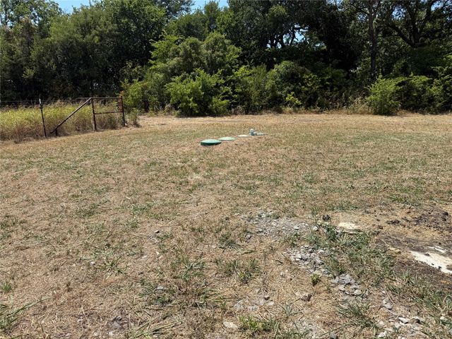 101 CR 4709, Leonard, TX 75452