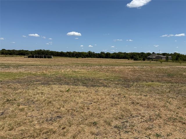 101 CR 4709, Leonard, TX 75452