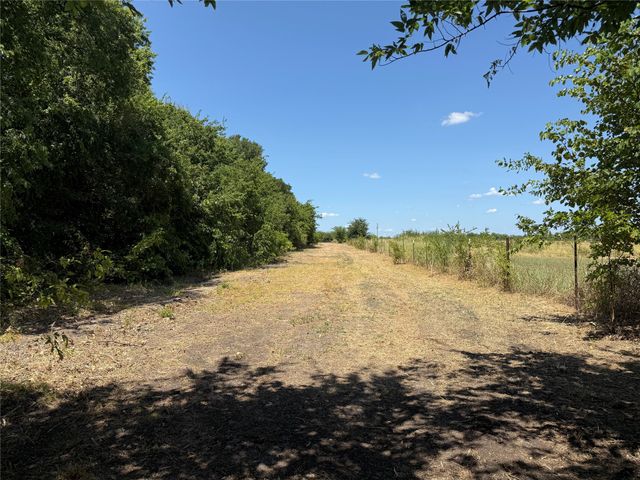 101 CR 4709, Leonard, TX 75452