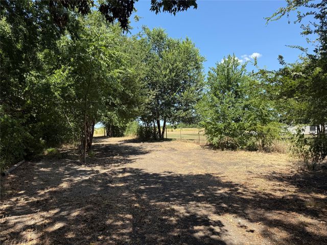 101 CR 4709, Leonard, TX 75452