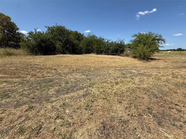 101 CR 4709, Leonard, TX 75452