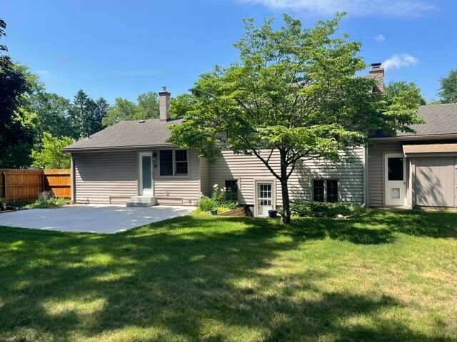 8305 Brookwood Drive, Portage City, MI 49024