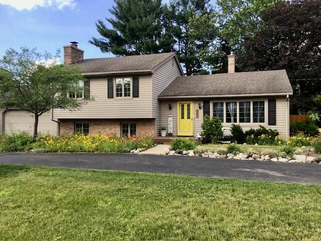 8305 Brookwood Drive, Portage City, MI 49024