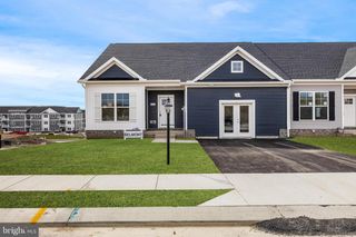 260 RIDGE VIEW LANE #42, Hanover, PA 17331