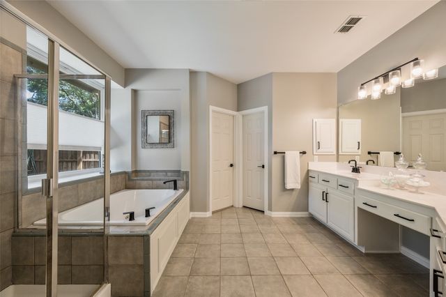 2117 Lincoln Court, Flower Mound, TX 75028