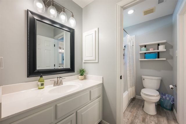2117 Lincoln Court, Flower Mound, TX 75028