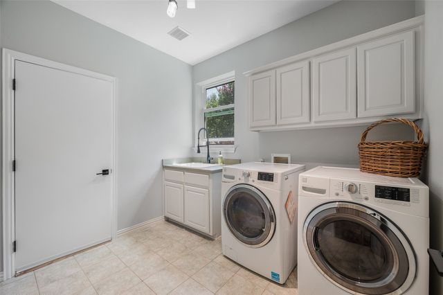 2117 Lincoln Court, Flower Mound, TX 75028