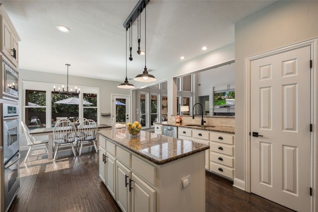 2117 Lincoln Court, Flower Mound, TX 75028