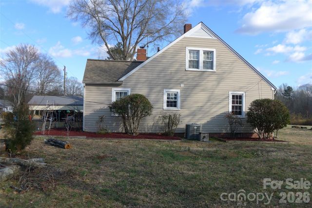 234 Oak Grove Church Road, Mocksville, NC 27028