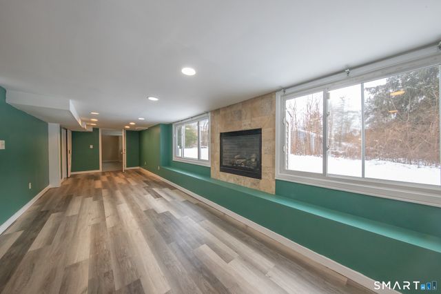 15 Coral Drive, Shelton, CT 06484